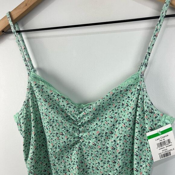 BCBGeneration Green Lace Trim Floral Tank Top L NWT - Picture 3 of 5